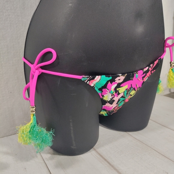 Victoria’s Secret String Bikini Bottom Black/Multicolor One Piece Sz XS - Picture 2 of 5